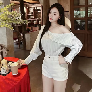 Áo sơ mi trễ vai kẻ sọc cúc tay tiểu thư sang chảnh (mẫu mới)