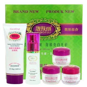 Bộ mỹ phẩm 5 mảnh làm trắng da hoàn hảo tự nhiên 3 + 2 màu đỏ trắng 25.3.9