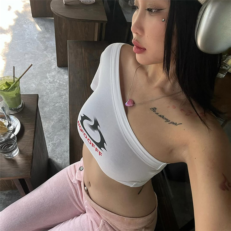 Klalien Có Cá Tính Giảm Béo Áo Thun Gợi Cảm Cổ Chéo Vai Hình Eo Rốn Lộn Chữ In Hình Thường Ngày Đa Năng 2025 Thời Trang Phụ Nữ Mới