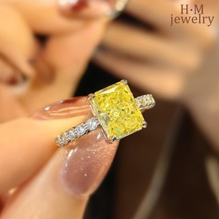 Women's Moissanite Ring by H·M & jewelry