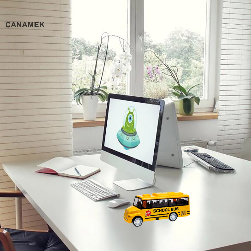 Xe buýt trường học Calamek Mô phỏng xe buýt thân màu vàng tinh tế với cơ chế kéo lùi CSF