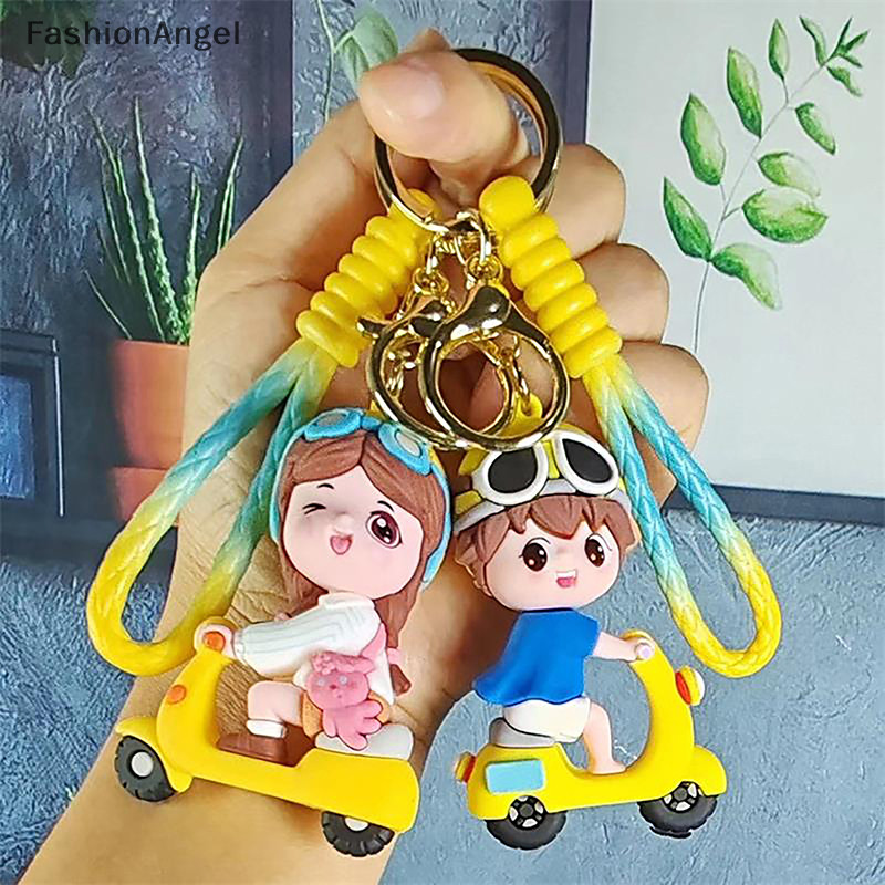 Fashionangel Hoạt Hình Xe Điện Bé Trai Và Bé Gái Móc Khóa Mặt Dây Chuyền Túi Búp Bê Dễ Thương Mặt Dây Chuyền Móc Khóa Xe Hơi Quyến Rũ Phụ Kiện Di Động Cặp Đôi Quà Tặng Ngọt Ngào TH