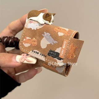 Ốp lưng AirPods 4 [2024] AirPods Pro2 Pro 3 2 1 Bảo vệ tai nghe không dây Apple với mèo ngủ màu nâu Phim hoạt hình Hàn Quốc