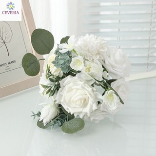 Bó hoa cưới cầm tay cô dâu từ hoa lụa và lá táo xanh CEVERIA