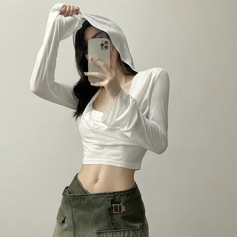 Áo thun có mũ trùm đầu mùa hè Phong cách mới Slim-fit Áo thun gợi cảm crop mặt trời ngắn