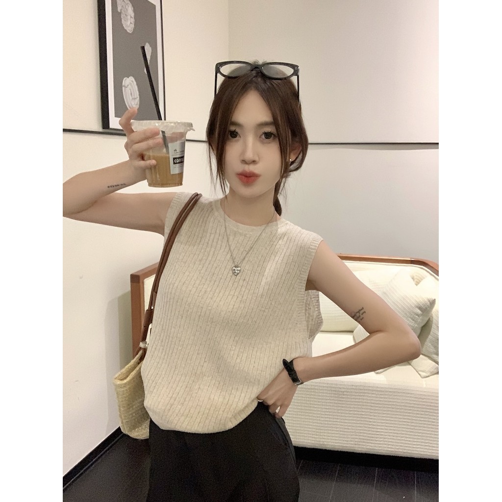 Suxi Backless Loose Đơn giản Mùa hè Áo dệt kim mới dành cho nữ Crop Top 240530