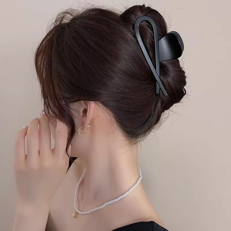 3 Cái / Đơn Giản Đen Lấy Kẹp 2025 Phong Cách Mới Nữ Cá Mập Lấy Kẹp Mũ Đội Đầu