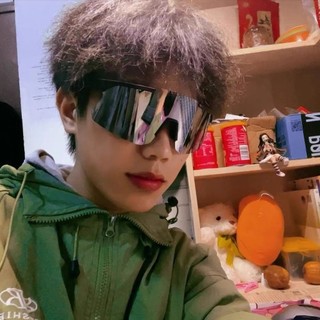 Kính râm thể thao ngoài trời khung lớn Cyberpunk cho nam và nữ, trượt tuyết, leo núi, chống gió, che nắng, kính đi xe đạp I9H7
