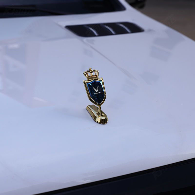 Vinfast Crown Mặt Trước Logo Ô Tô Hood Trang Trí Động Cơ Hood Miếng Dán Sửa Đổi Xe Phụ Kiện Phong Cách Thể Thao Cho VF 8 VF 9 VF E34 Lux A Fadil President SA VF E34