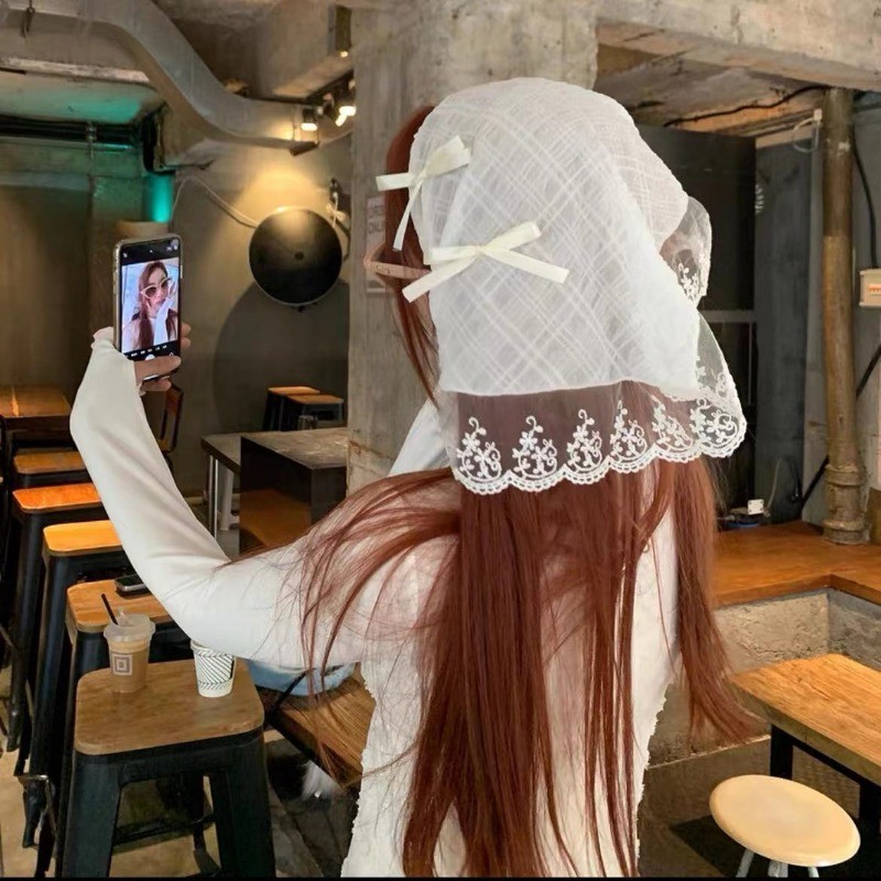 Phụ Kiện Tóc Phổ Biến - Ảnh Du Lịch Turban Bandana - Nữ Ren Nơ Tam Giác Băng Đô - Khăn Đầu Phong Cách Mục Vụ - Xuân Hè Thời Trang Pháp Ngọt Ngào