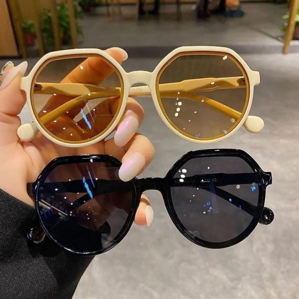 Kính dâm nam nữ form tròn phong cách hàn quốc dễ thương Mắt kính mát du lịch biển chống UV Styley K030