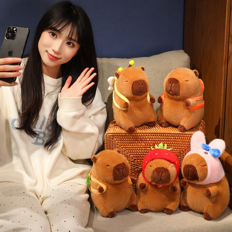 Kawaii Capybara Đồ Chơi Sang Trọng Ba Lô Vui Nhộn Capybara Plushie Búp Bê Chip Dễ Thương Trái Cây Capybara Đồ Chơi Nhồi Bông Phòng Ngủ Trang Trí Máy Tính Để Bàn Mềm Mại Cho Bé Làm Dịu Búp Bê Quà Tặng Sinh Nhật Trẻ Em Đổi Quà Tặng Quà Tặng