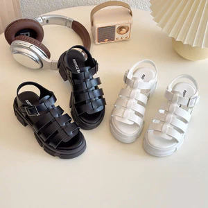 sandal bé gái dép quai hậu cho bé quai chéo êm chân QCCC full hộp trắng đen cho bé từ 3 tuổi có gót V1029