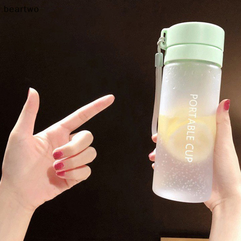 < Beartwo > 600ml Nước ép chanh thể thao dung tích lớn Chai nước uống Infuser Chai nước nhựa cầm tay trong suốt Đẹp