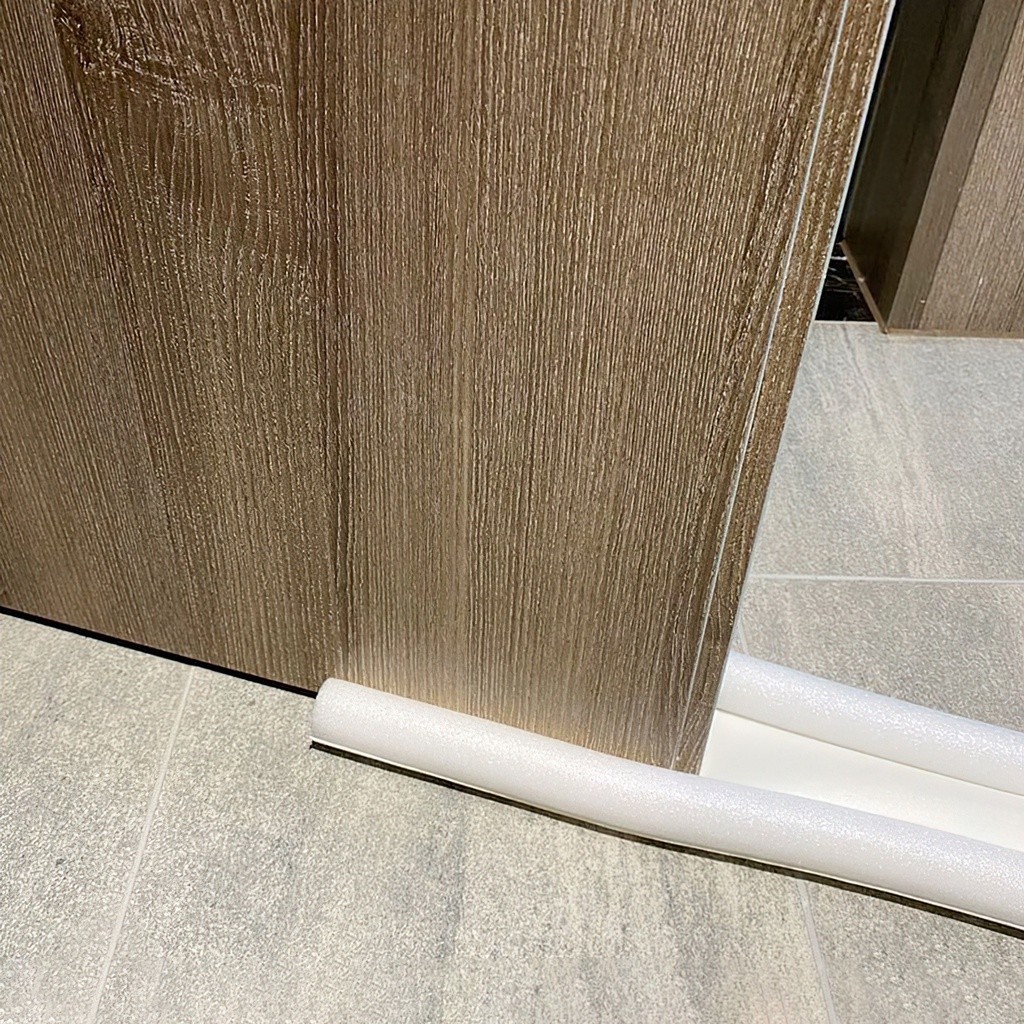 thanh chắn cửa chống côn trùng, kiến dán, thanh nẹp cửa ngăn hơi lạnh điều hoà 95cm