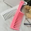 Lược chải tóc xoăn, tóc rối răng thưa nhiều màu sắc được chọn 24x6.5cm