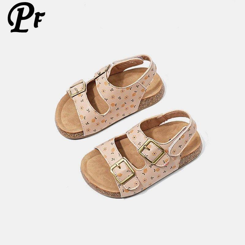 2025 Bé Gái Birkenstock Dép Mở Mũi Mùa Hè Phong Cách Mới Vừa Lớn Trẻ Em Đế Mềm Bé Gái Giày Đi Biển Cho Bé