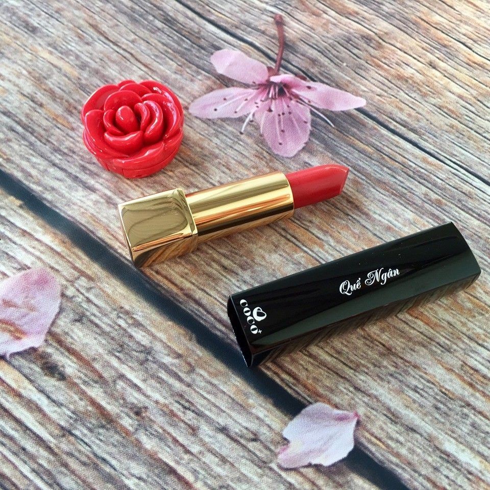 Son môi Escoco 14 màu xinh xắn chiết xuất từ dầu dừa thiên nhiên giúp đôi môi rực rỡ (TẶNG KÈM DƯỠNG MÔI)