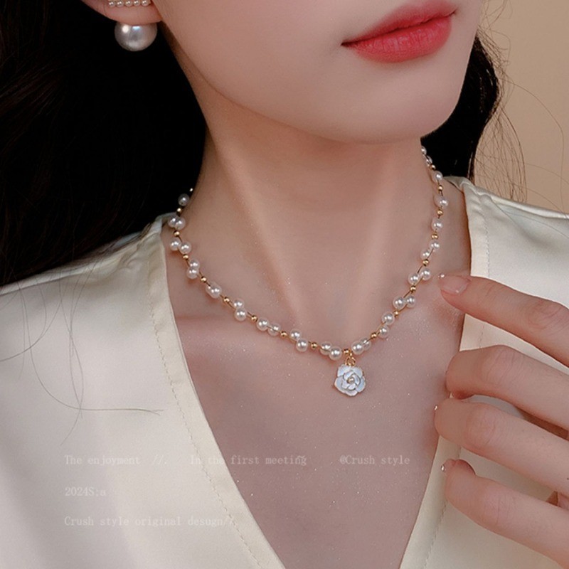 Vòng cổ ngọc trai Camellia Phụ kiện vòng cổ nữ kiểu Pháp mùa hè
