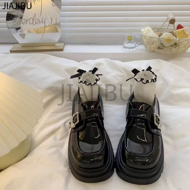 Size 34-46 Giày Nữ Cỡ Lớn Giày Da Nhỏ Khóa Bướm JK Chống Trượt Phong Cách Đại Học Anh Quốc 44 Korean Fashion Platform Mary Jane Shoes 43 Giày Đi Học Màu Đen 42 Retro Japanese Butterfly Buckle Lolita Doll Shoes Giày Công Chúa Cosplay Thông Thường Của Pháp