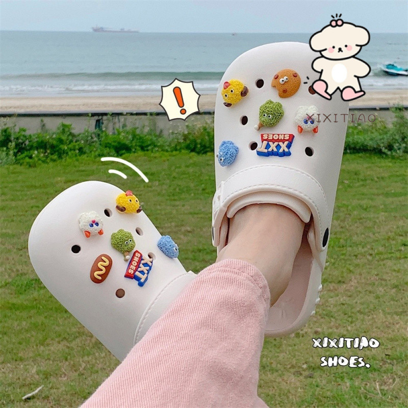 Xixitiao Sandal Sáng Tạo EVA Ngộ nghĩnh Hoạt Hình Dễ Thương Quái Vật Phong Cách Mới Kỳ Nghỉ Baotou Lỗ Giày Mùa Hè Đế Mềm Thoải Mái Mặc Ngoài