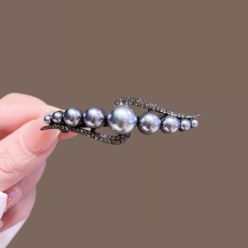 Đầu lưng ngọc trai màu xám cao cấp, kẹp tóc nửa mảnh cho mùa xuân - Phụ kiện tóc tinh tế