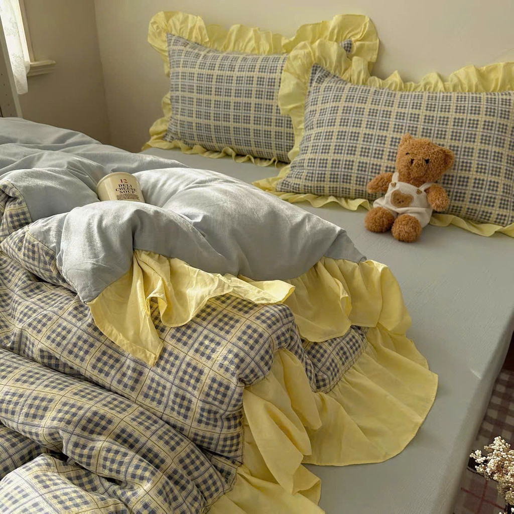 (ST848) Bộ Chăn Ga Gối Chất Liệu Mềm Mại Thoáng Khí Họa Tiết Caro Kết Hợp Bèo Nhún Dễ Thương - Memminbedding Luxury