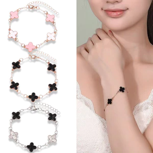 Vòng tay cỏ ba lá phong cách đơn giản, mang lại may mắn và là trang sức tay đa năng