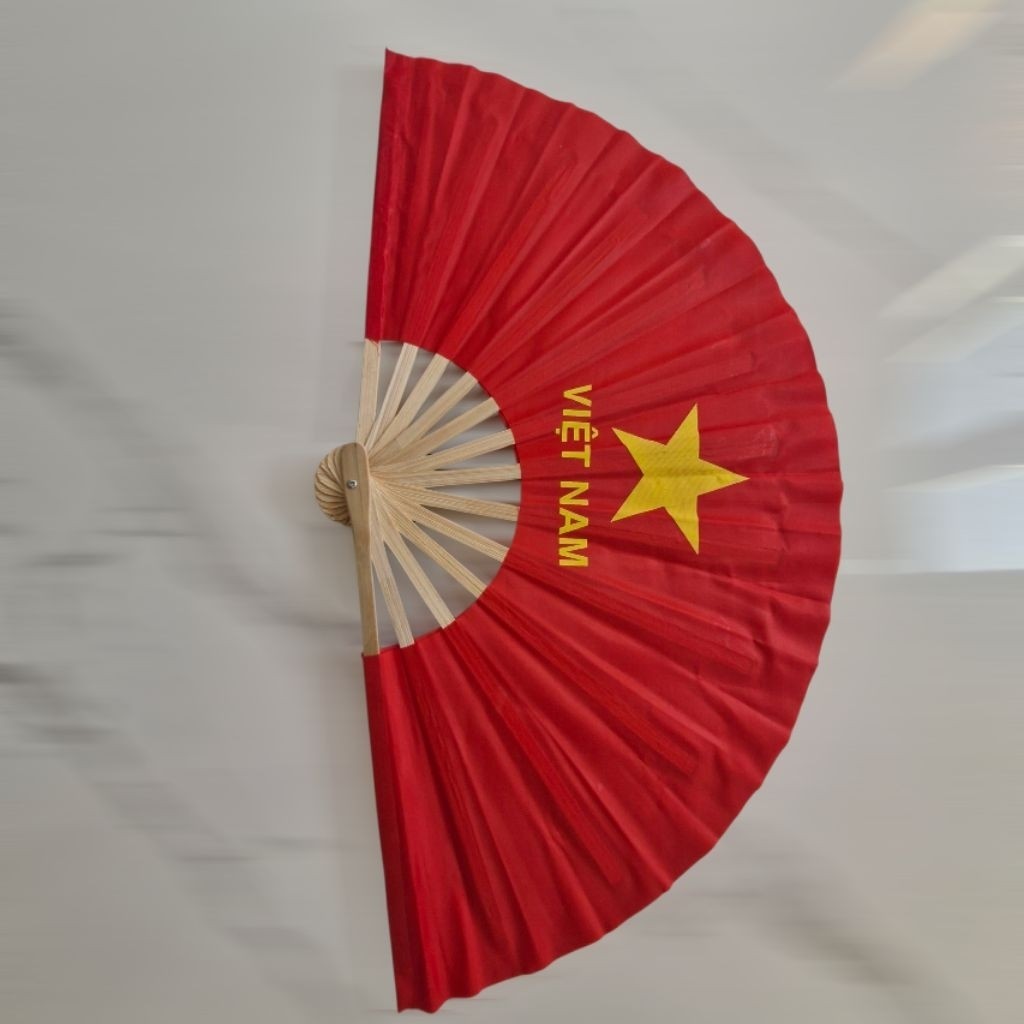 Quạt đỏ sao vàng dùng để múa đồng diễn hoặc biểu diễn văn nghệ, Đạo cụ phụ kiện Nguyễn Nhật
