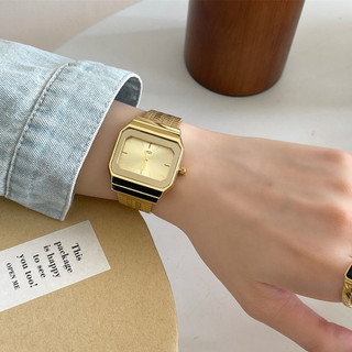 Nữ Vuông Khí Quyển Ánh Sáng Sang Trọng Nhỏ Vàng Đồng Hồ Thạch Anh Đồng Hồ Thiết Kế Retro Đồng Hồ Cô Gái Quà Tặng