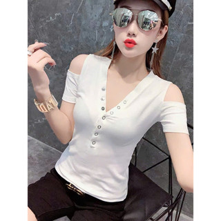 Áo Thun Nữ Hở Vai Thiết Kế Ôm Body Cài Nút Thời Trang Nhiều Màu Trẻ Trung Cổ Chữ V Fashion-Mã AT14