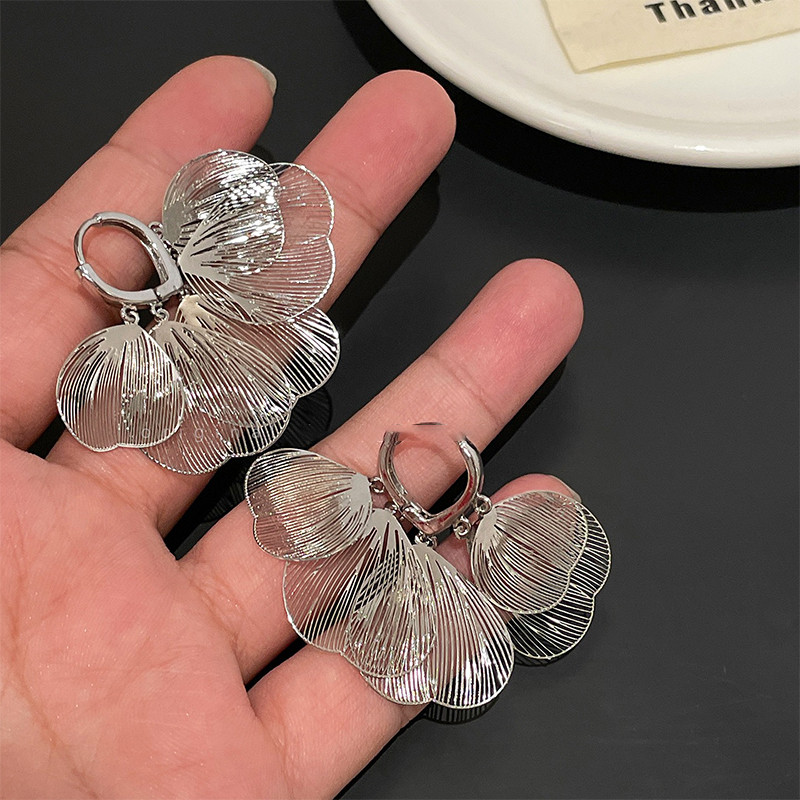 Trang sức phiên bản Hàn Quốc thiết kế cắt cánh bướm tua rua, quà tặng sang trọng cho nữ sinh viên