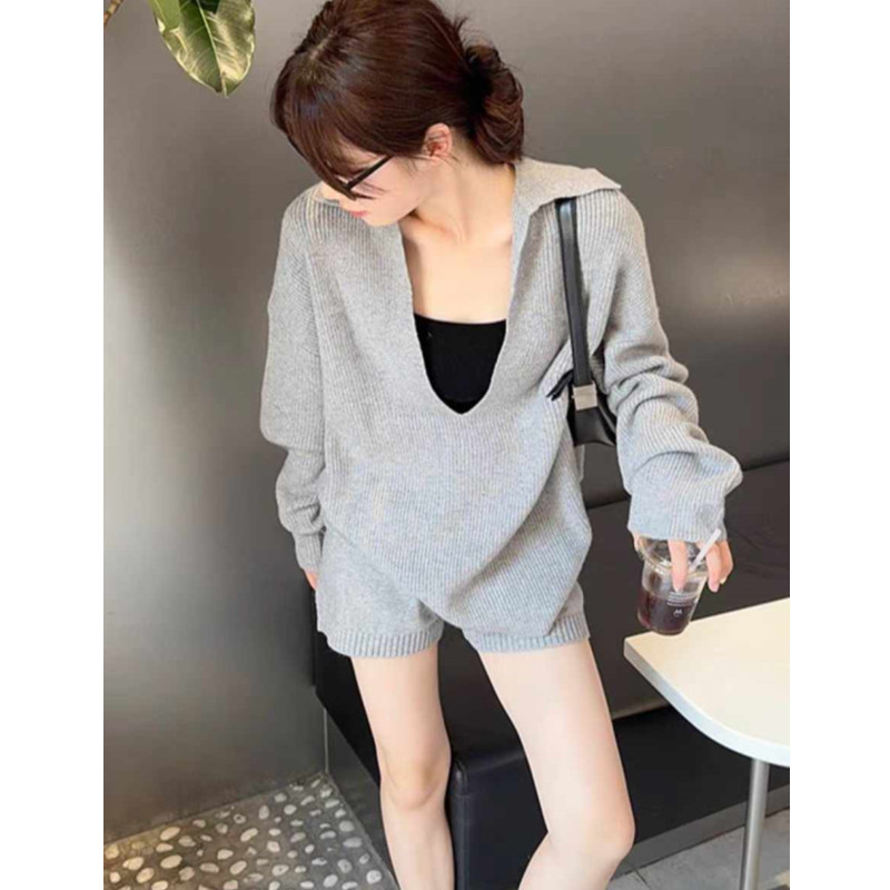 Suxi Retro Thu Đông Nữ Mới Bộ Cổ Chữ V Dài Tay Áo Len Dệt Kim Phù Hợp Với Quần Short Dệt Kim 241018
