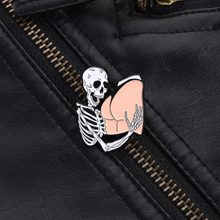 Sáng tạo ngộ nghĩnh trâm cá tính đầu lâu kim loại, pin ba lô - phụ kiện Halloween độc đáo cho bạn bè