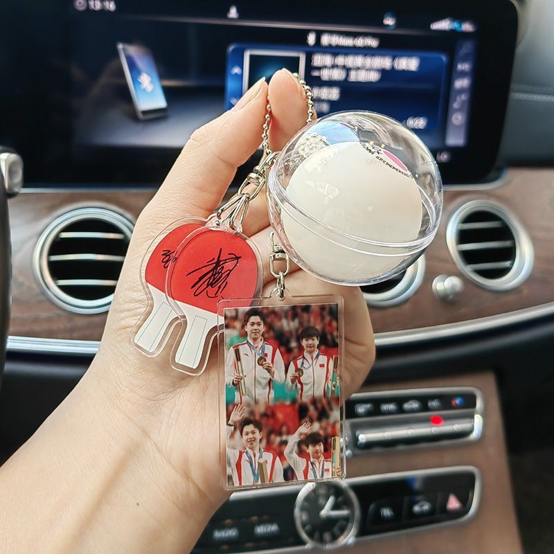✨Sản phẩm mới✨Sun Yingsha King Chuqinsha Đầu Kết Hợp Bóng Bàn Móc Khóa Cạnh Tranh Thẻ Mặt Dây Chuyền Trang Sức Túi Bóng Ba Lô Phụ Kiện Hợp Thời Trang✨Sự kiện✨