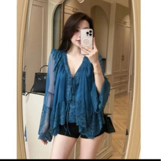 áo tơ bèo phối ren ống tay mềm mại form cổ V tiểu thư sang chảnh đi chơi đi biển du lịch