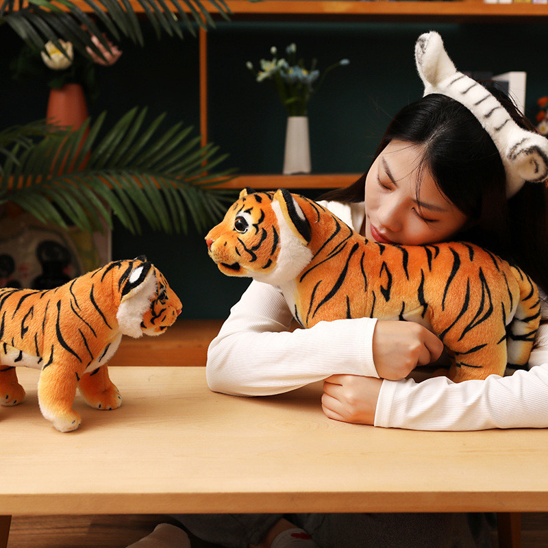 Kawaii Tiger Sang Trọng Đồ Chơi Vui Nhộn Mô Phỏng Hổ Sang Trọng Búp Bê 26-40cm Hổ Trắng Và Vàng Dễ Thương Gối Đồ Chơi Nhồi Bông Gối Cho Bé Nhẹ Nhà Sáng Tạo Trang Trí Phòng Ngủ Búp Bê Quà Tặng Sinh Nhật Trẻ Em