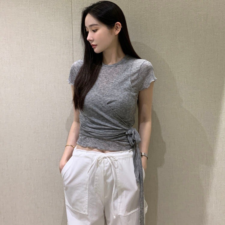 SUXI Áo thun nữ màu trơn đơn giản và bộ đồ buộc dây - xu hướng mới mùa hè