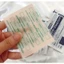 Hộp 50 Miếng dán ép sẹo lồi Esclar Plaster Hisamitsu 7,5*10cm Nhật bản