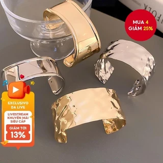 1 chiếc dây chuyền tay kiểu châu Âu và châu Mỹ không đối xứng cho nữ, trang sức tay thời thượng và tinh xảo.