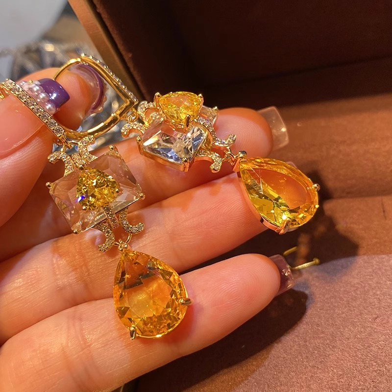S925 Bạc Kim Ánh Sáng Sang Trọng Hình Thả Zircon Kim Cương Bông Tai Dài Sang Trọng Sang Trọng Sang Trọng Sang Trọng Sang Trọng Bông Tai Bán Buôn