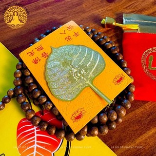 [Tặng Bao Lì Xì Lộc] Lá Bồ Đề Mạ Vàng - Mặt Trước Hoa Sen Và Chữ Phúc - Mặt Sau Hình Phật May Mắn Bình An