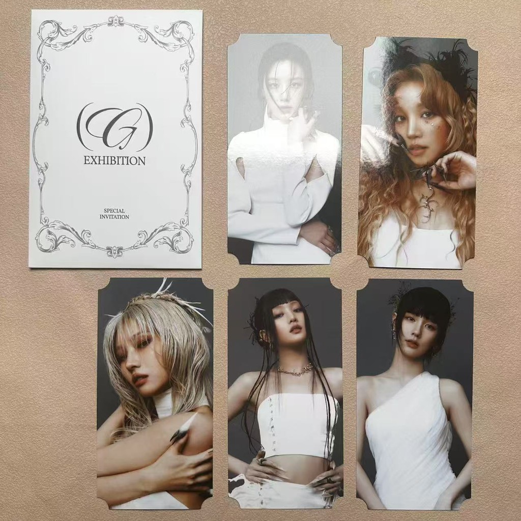 I-dle 2025 Triển lãm kỷ niệm 7 năm Photocard Bưu thiếp