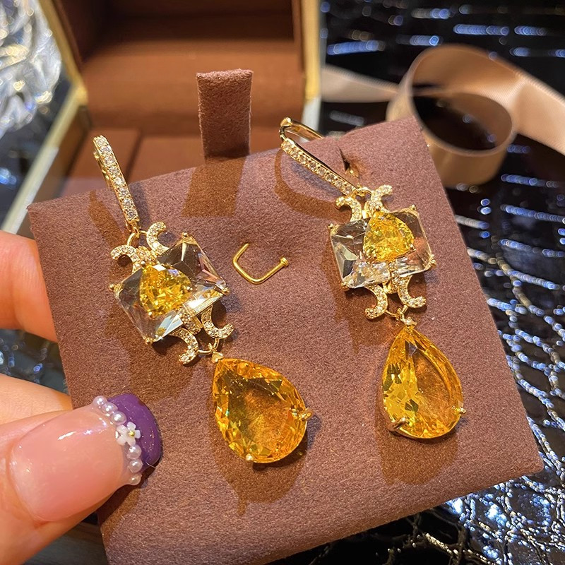 S925 Bạc Kim Ánh Sáng Sang Trọng Hình Thả Zircon Kim Cương Bông Tai Dài Sang Trọng Sang Trọng Sang Trọng Sang Trọng Sang Trọng Bông Tai Bán Buôn