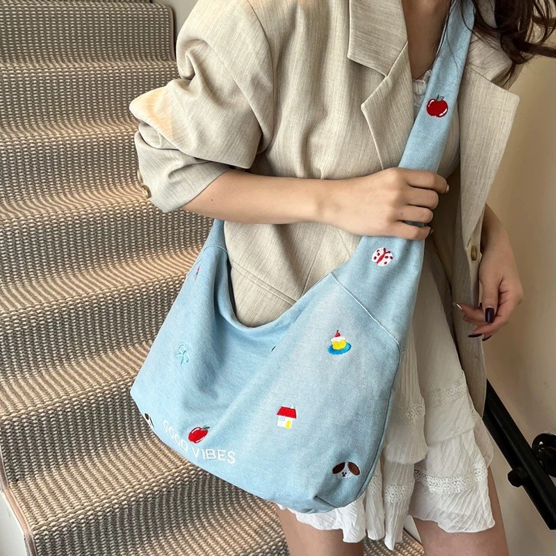 Túi Đeo Vai Vải Bố Dung Tích Lớn Thêu Họa Tiết Cute Phong Cách Hàn Quốc Đi Làm Đi Chơi