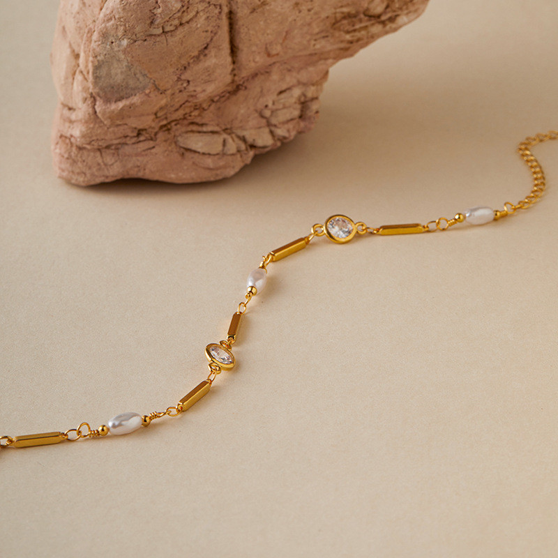 Vòng tay ngọc trai mạ vàng, zircon - Trang sức nữ tinh tế và thanh lịch