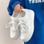 Giày Sneaker Nữ Đế Bằng Cổ Thấp Thời Trang Thu Đông 2023, Màu Trắng