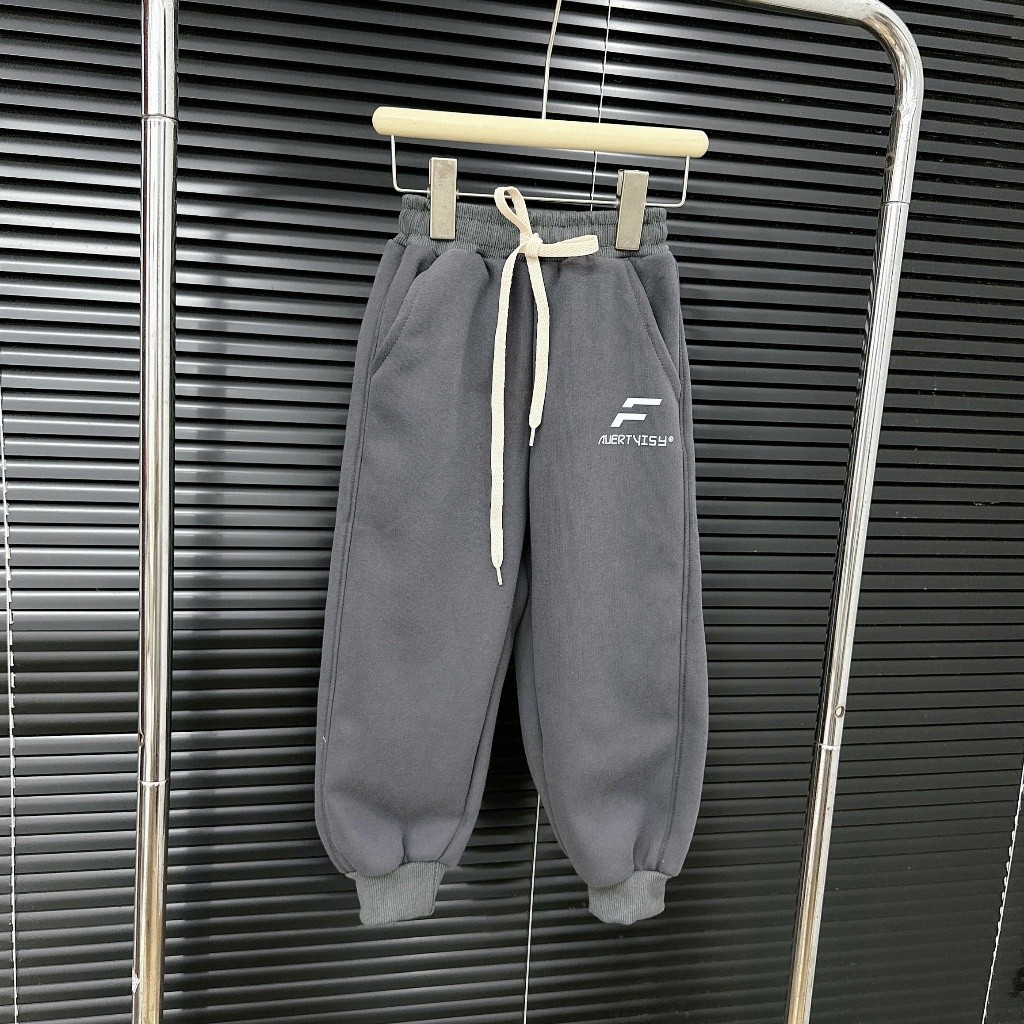 Quần Lót NỈ Nhung Lông Cừu In Chữ F Mềm Mịn, Dày Dặn Ấm Áp Cho Bé 3 Màu Đủ Size 17-65kg