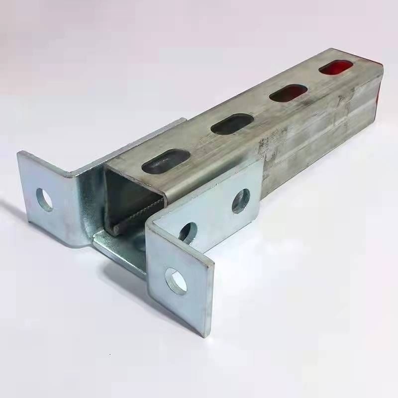 Đế mở bằng thép loại C Giá đỡ chống sốc Ống vuông hàn Đầu nối cố định Phụ kiện quang điện mạ kẽm 0R