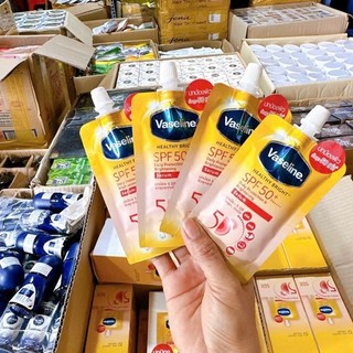 Tinh chất chống nắng dưỡng thể Vaseline 50x bảo vệ da với SPF 50+ PA++++ giúp da sáng hơn gấp 2X